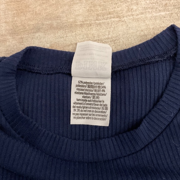 PINK Victoria Secret Pink Top - Picture 5 of 6